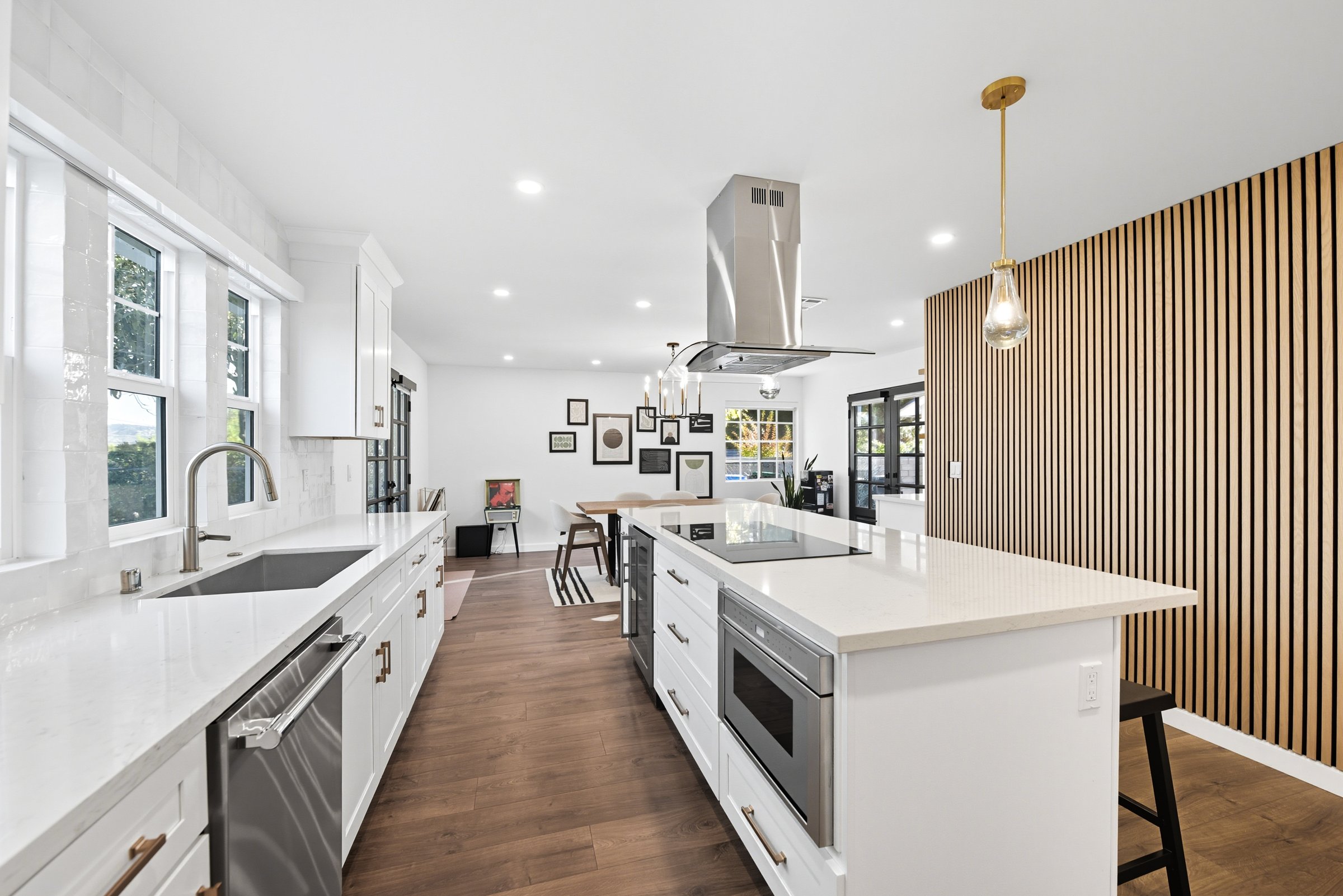 Kitchen island