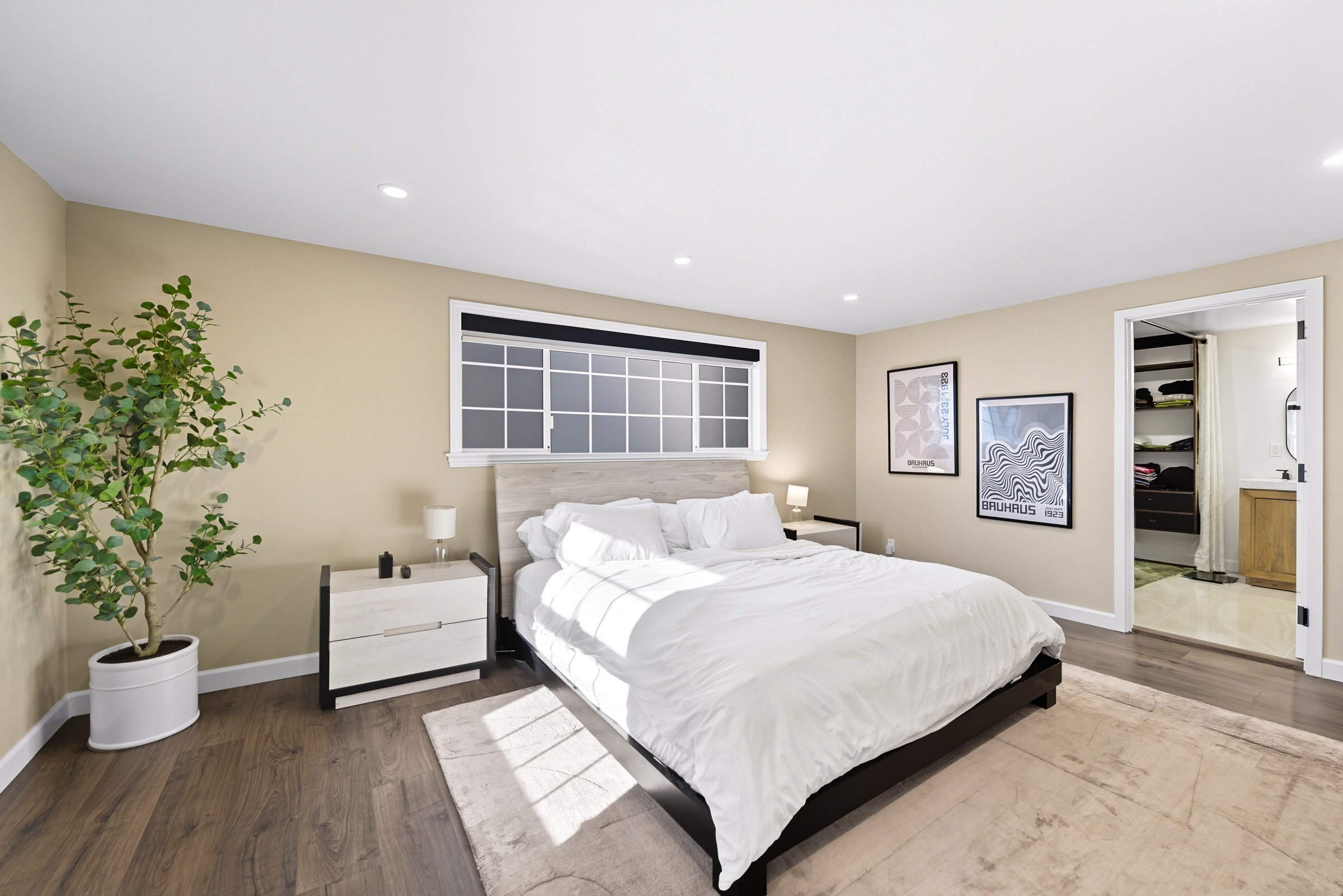 Primary suite